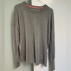 Lululemon- grey sweater